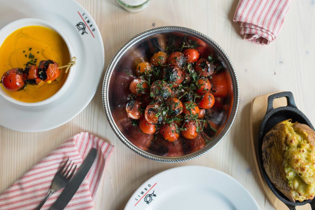 Plato tomates asador Limbo | Dish tomatoes Limbo Grill