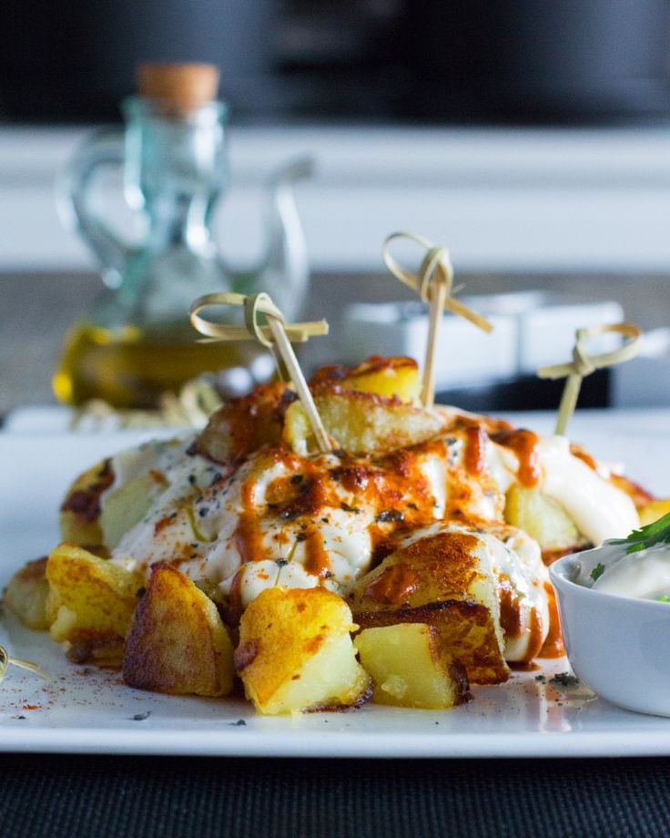 Patatas bravas bastardo hostel madrid