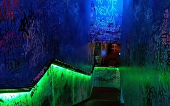 escaleras next level bastardo hostel madrid