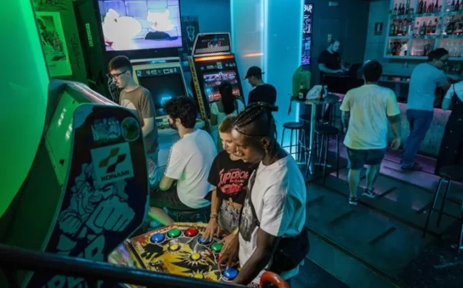 next level arcade bastardo hostel madrid