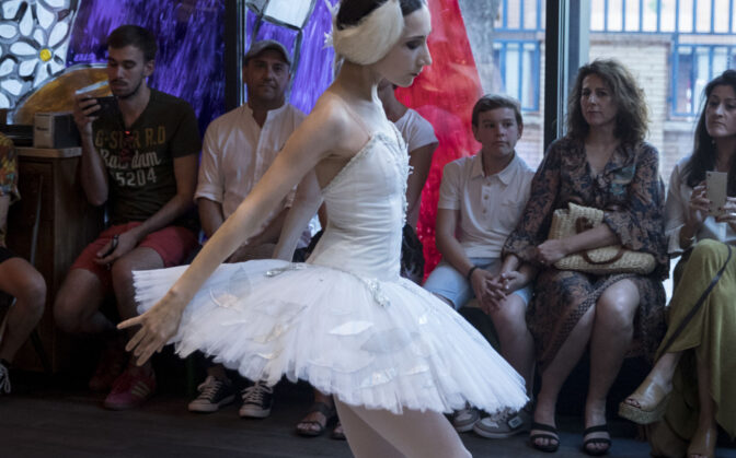 Danza ballet Paso a dos Bastardo Hostel Madrid
