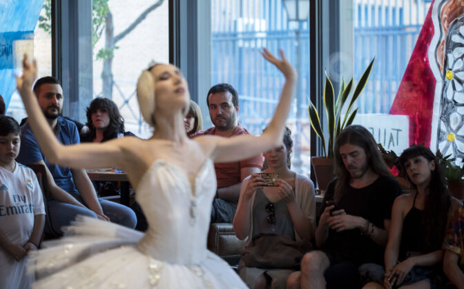 Danza ballet Paso a dos Bastardo Hostel Madrid