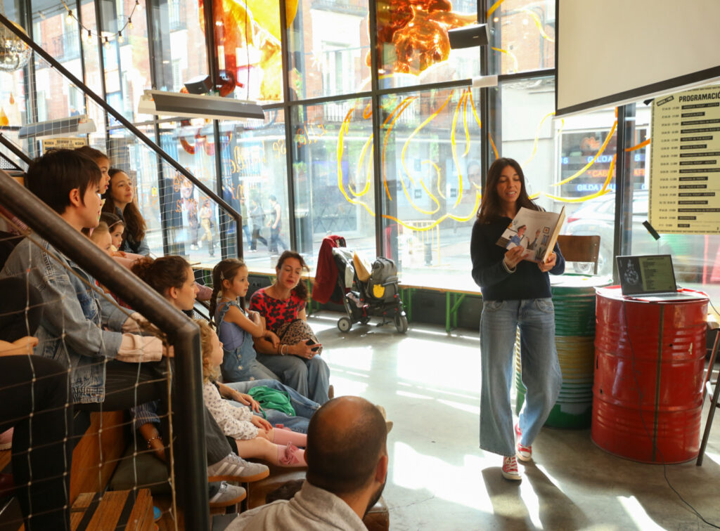 Taller Colorin Colorado Bastardo Hostel Madrid Barato