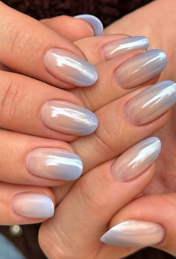 Top sitios para hacerse las uñas en Madrid Bastardo Hostel Madrid Barato