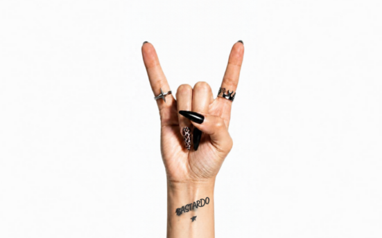 Bastardo Hostel Madrid nailart hacerse las uñas en Madrid barato